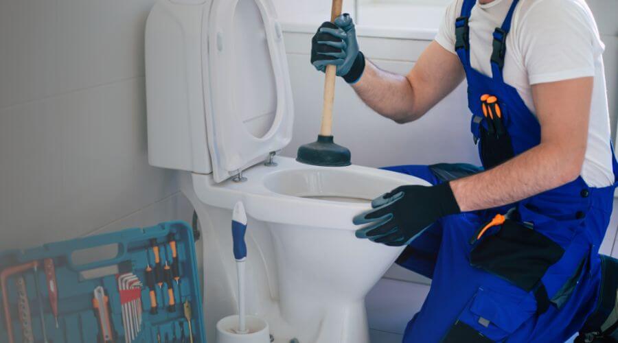 Professional same day plumber in Farmersville, CA